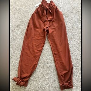 Liumulac Rust Tie-Waist Pants Small NWT